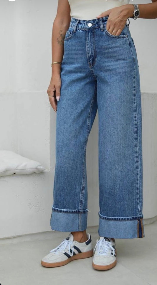 The sculpted jeans
