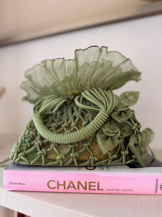 Garden clutch