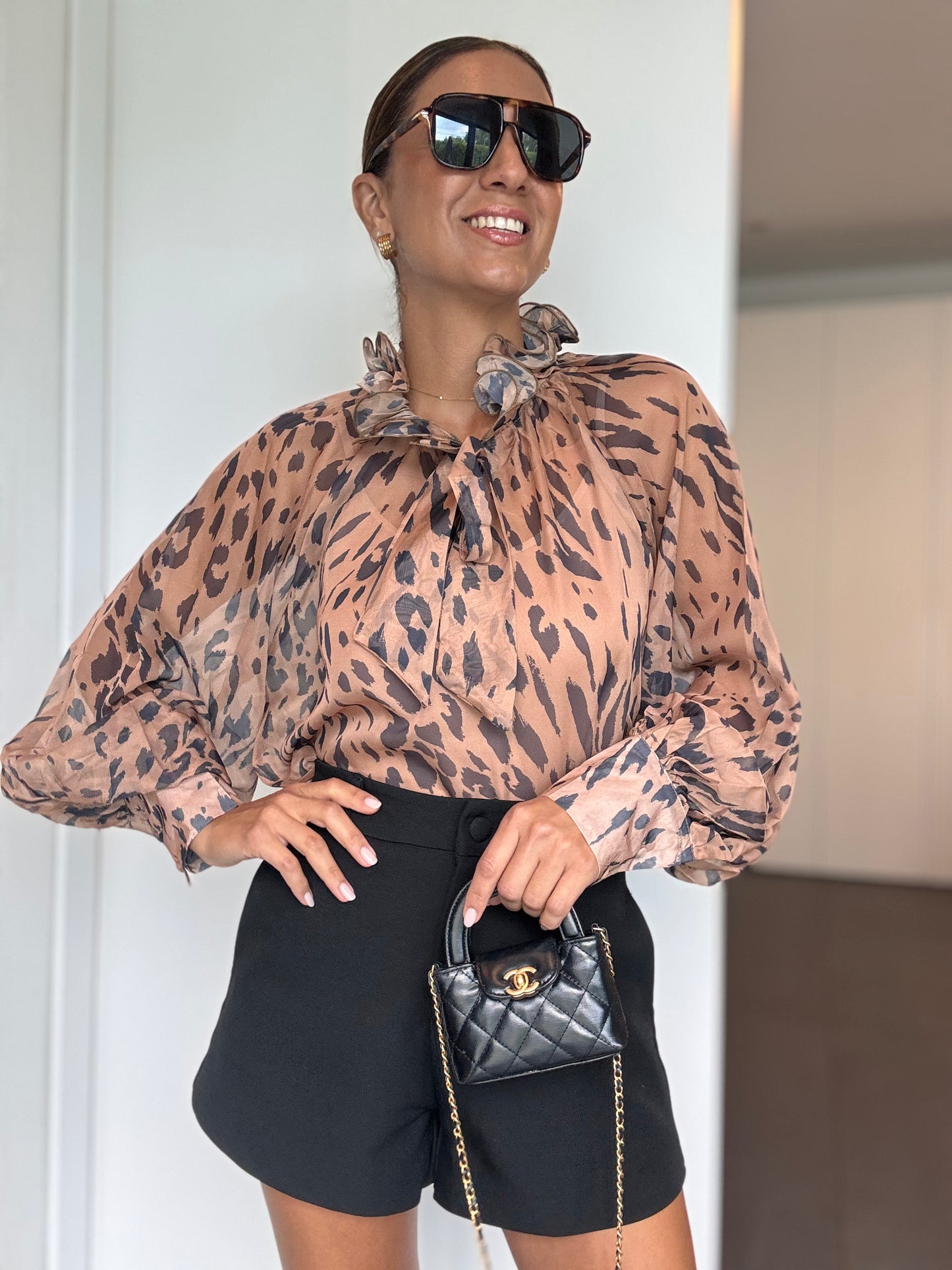 Leo Blouse