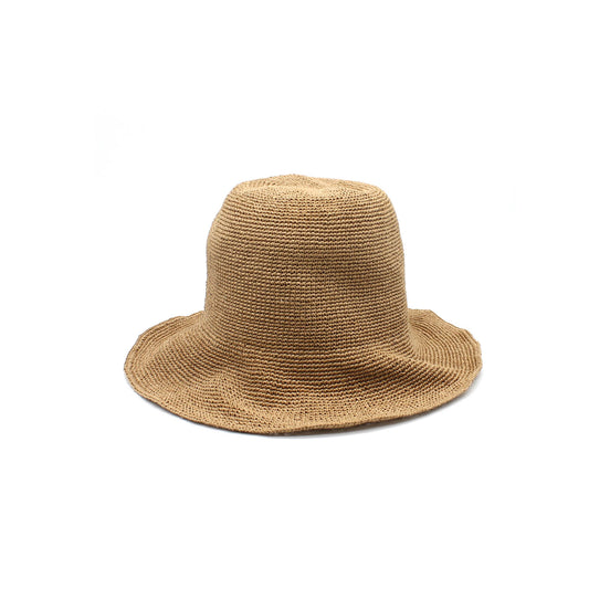 Curvy bucket hat