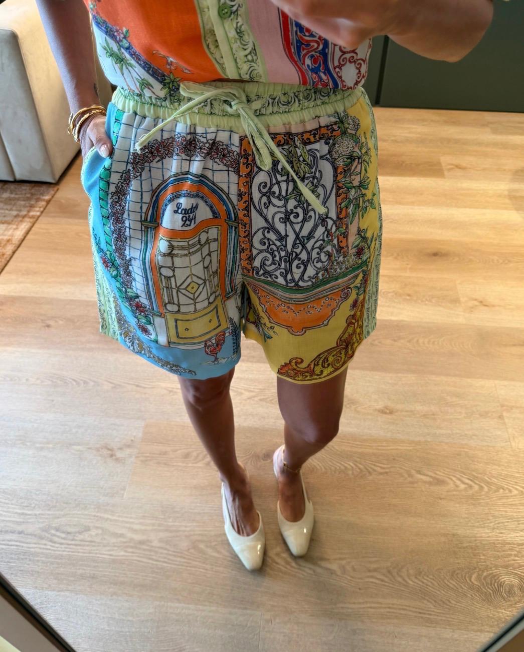 Summer villa short