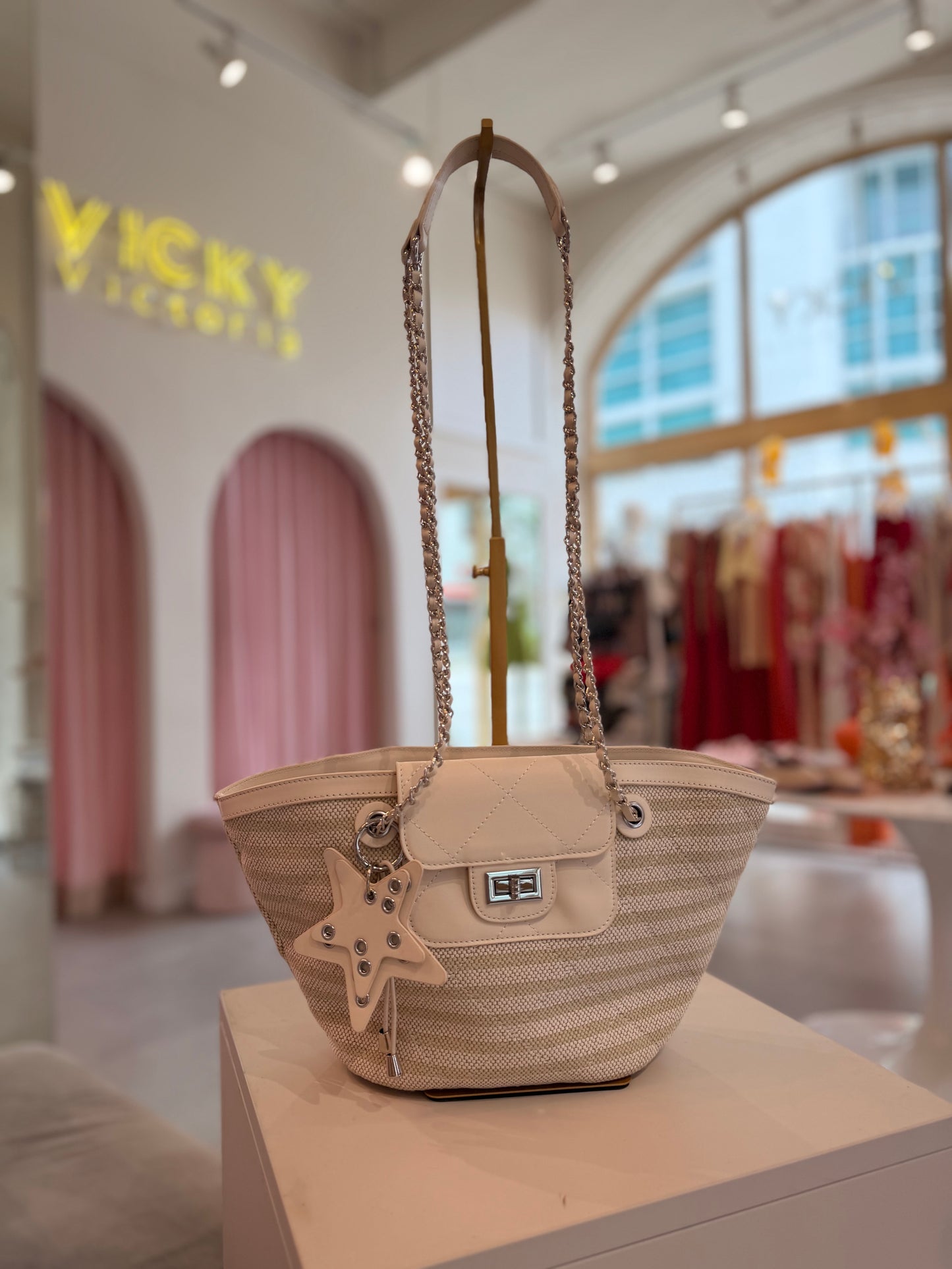 Coast tote