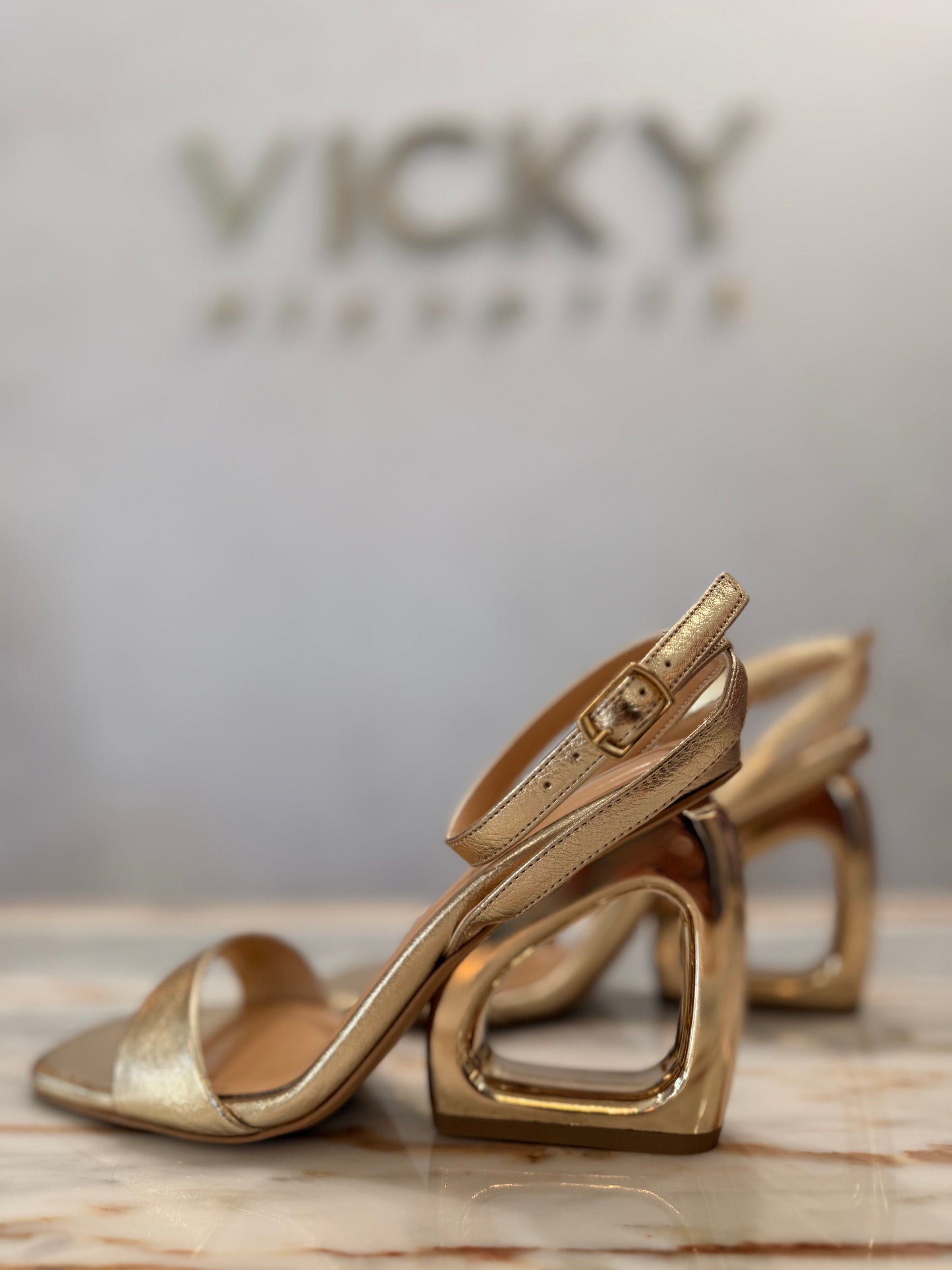 Sculpt sandals