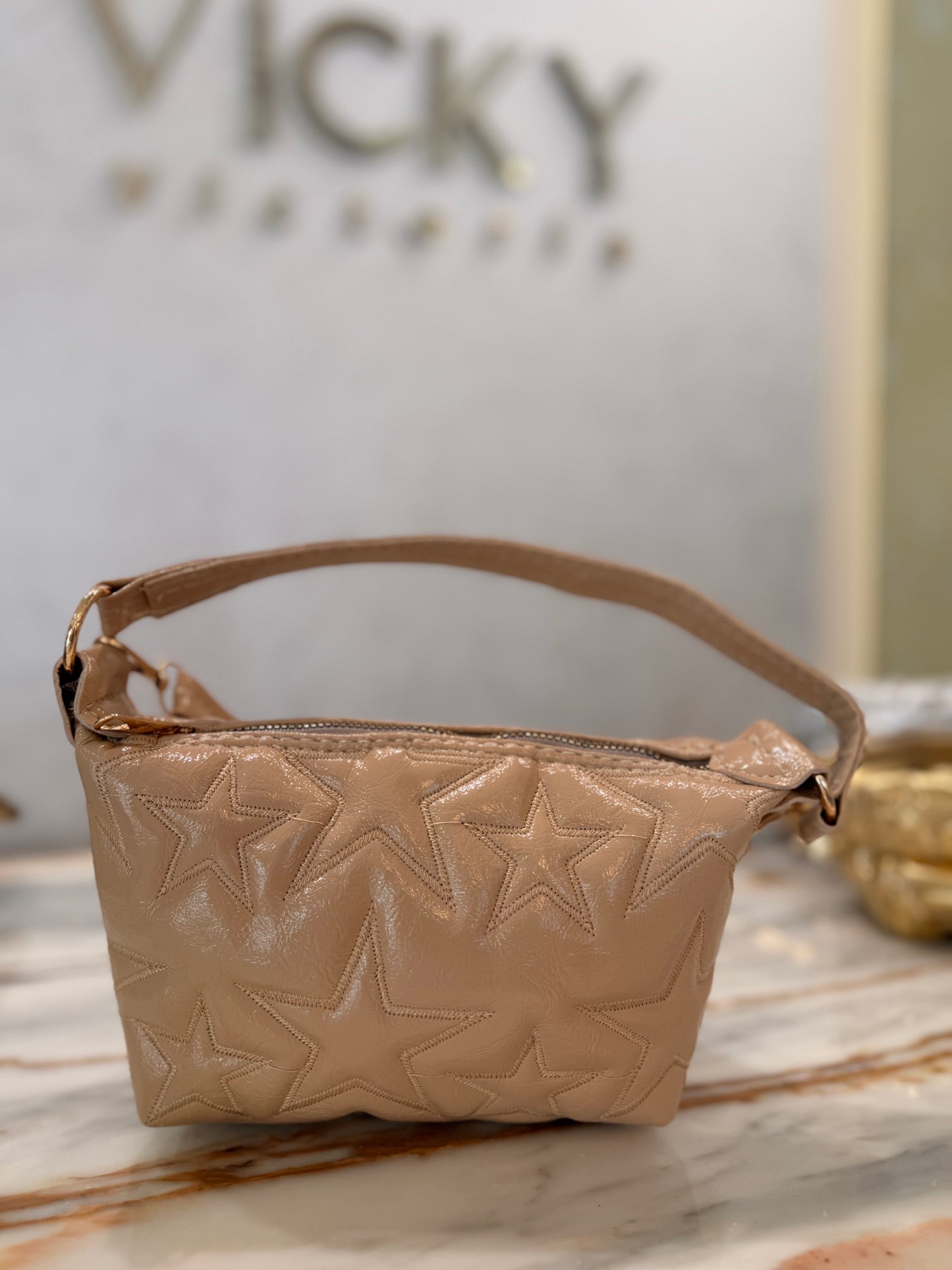 Star shoulder bag
