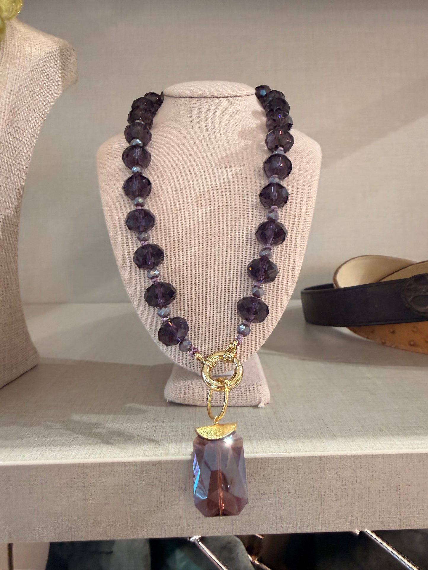 Clau stones necklaces