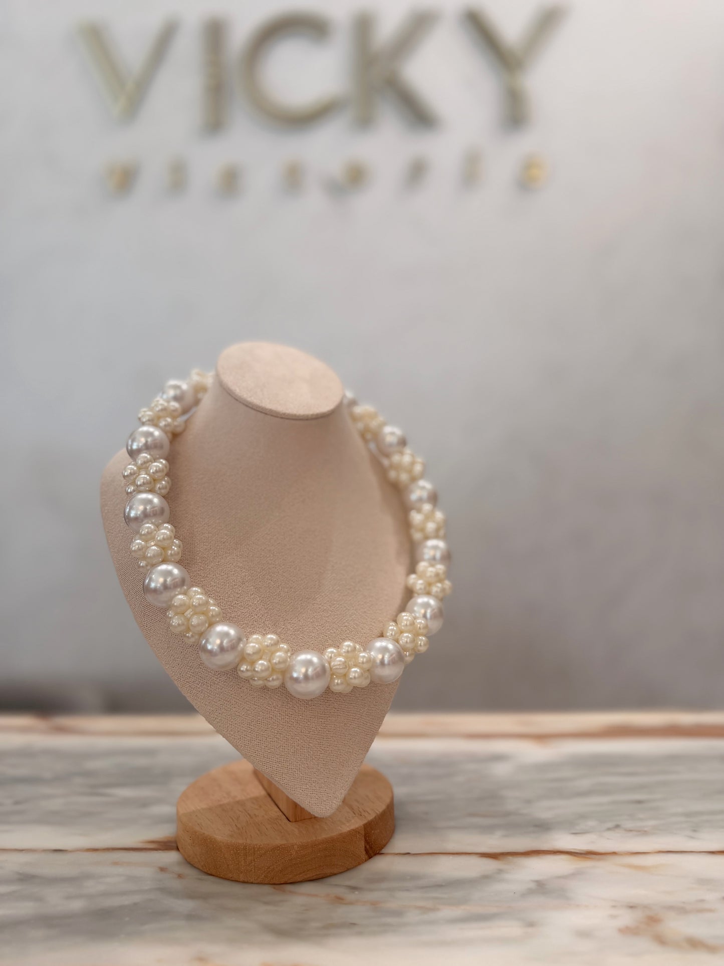 Clau short necklaces