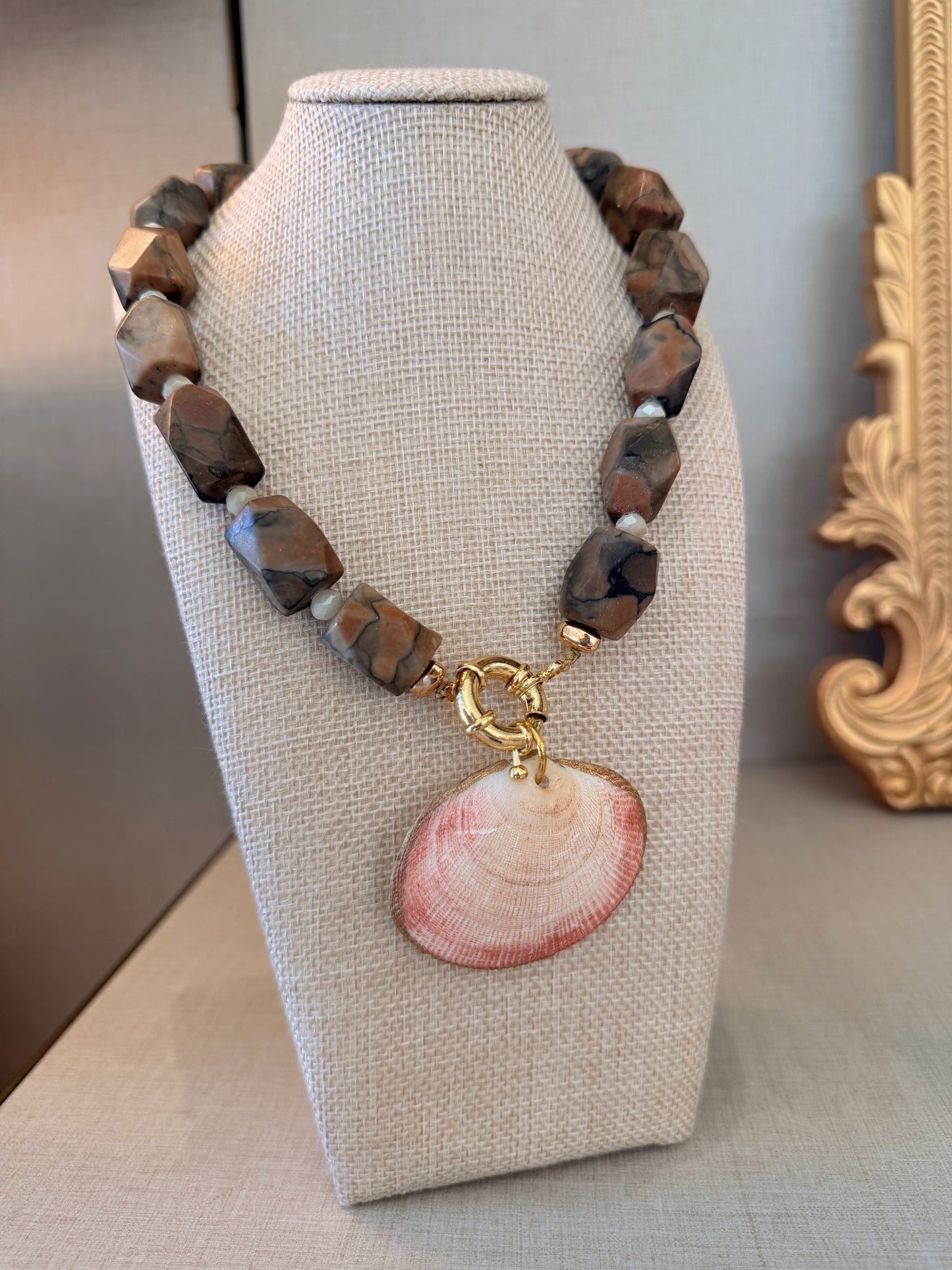 Mare stones necklaces