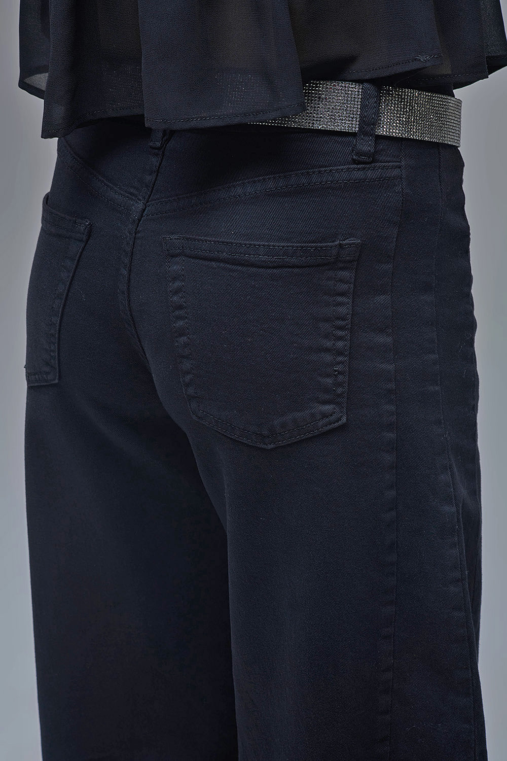 Color Barrel Jeans