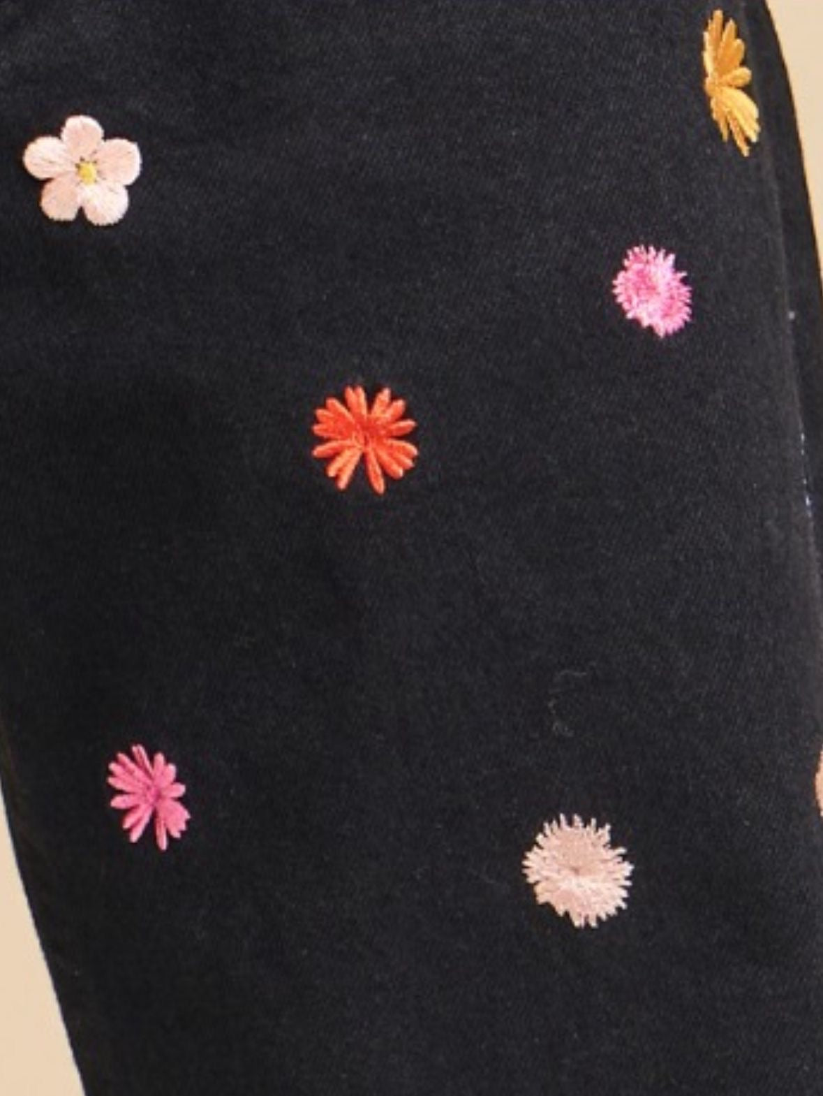 Floral Embroidery Pants (Large)