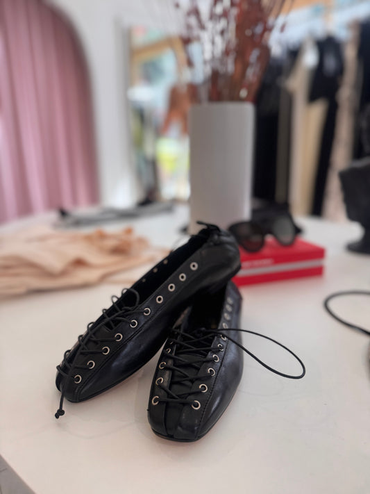 Ballet flats