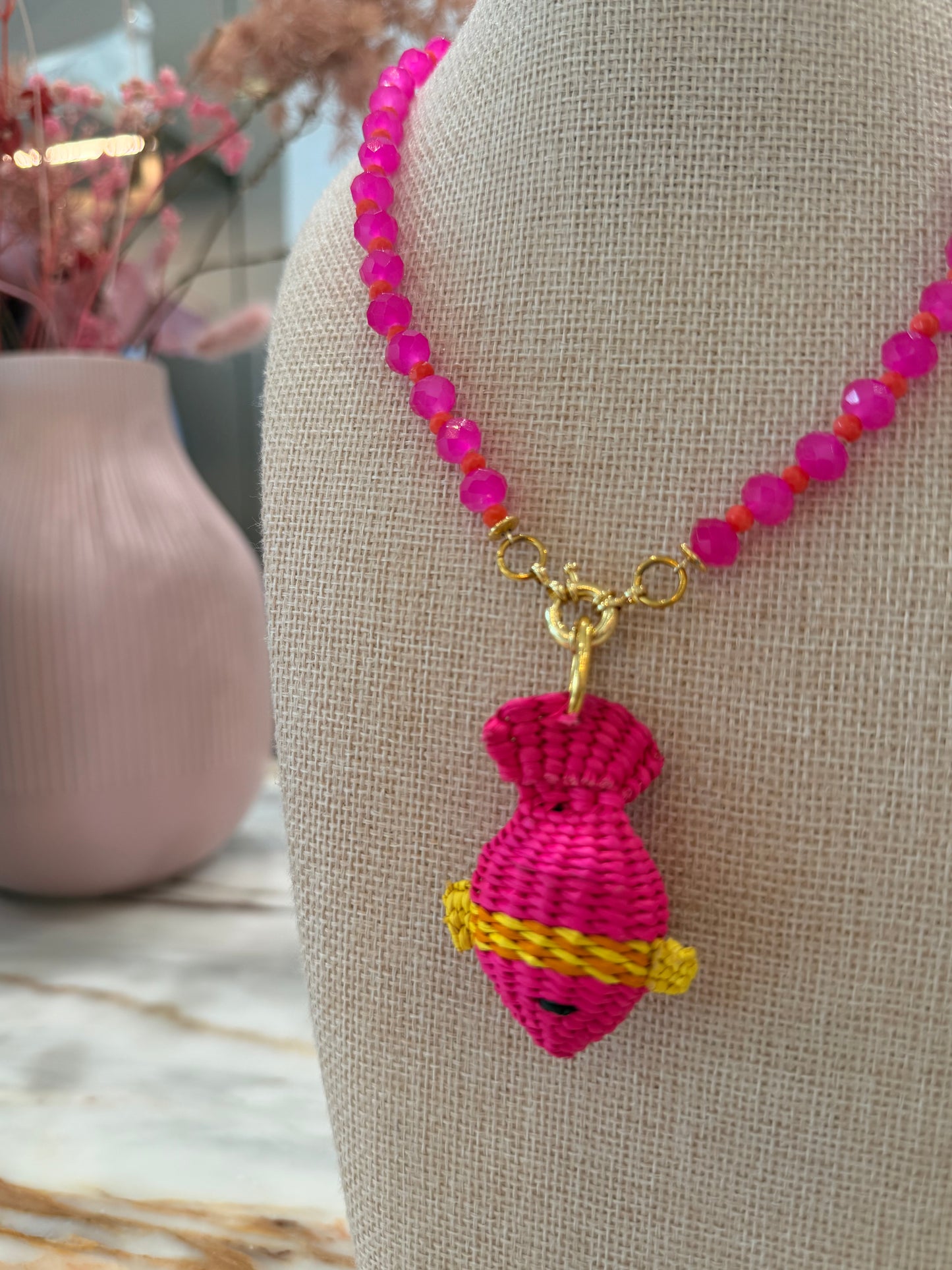 Short woven necklaces