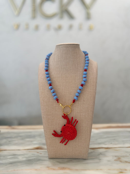 Short woven necklaces