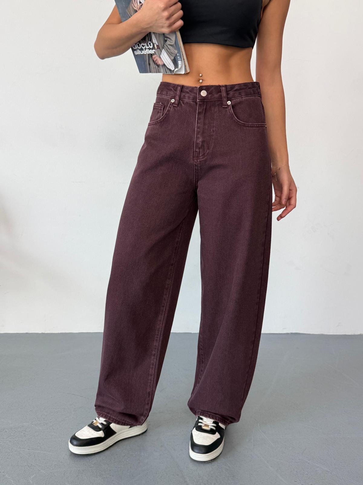 Burgundy Jeans